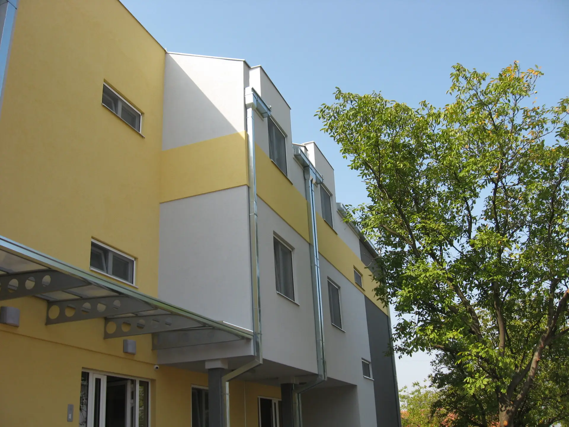 Pomoćne radionica u okviru proizvodnog kompleksa fabrike “Yura”